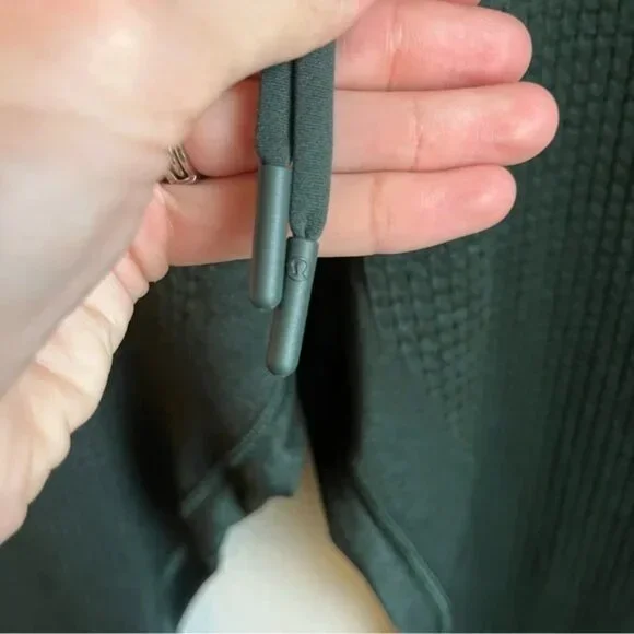 Lululemon Green Engineered Warmth Joggers - Picture 6 of 10